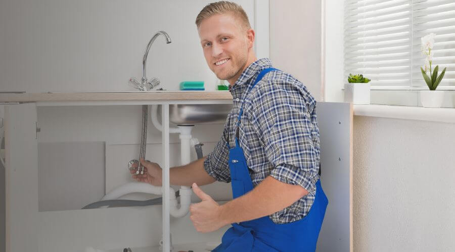 Expert burst pipe repair services in Wellersburg, PA
